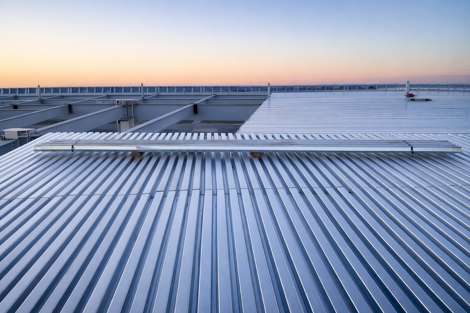 Glacier Metals - Professional Steel Decking at YVR